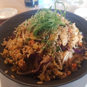 Yakimeshi con pollo