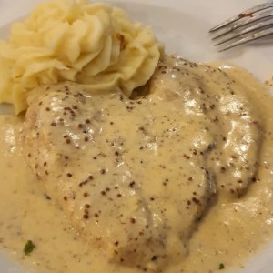 Pollo en moztaza
