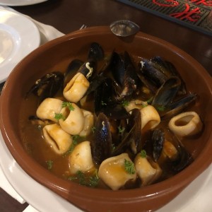 zarzuela almejas y calamare