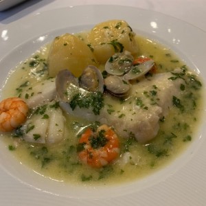 Mero en salsa verde