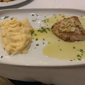 Mero al ajillo
