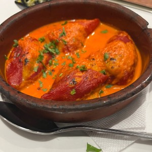 Piquillos rellenos de bacalao
