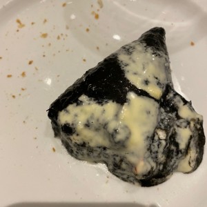 Piquillo relleno de quedo de cabra