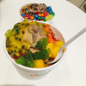 Helado Avellana con Toppings de tu preferencia