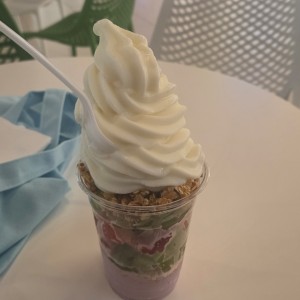 Pinkberry Parfaits - Parfait de Frutas