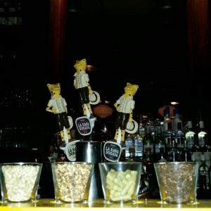 cervezas y picadas