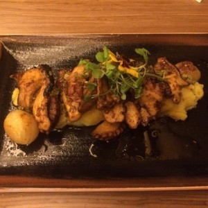 Manitas de pulpo a la parrilla