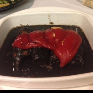 Calamares en su tinta