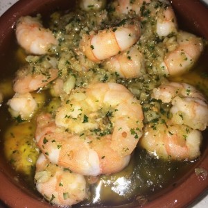 camarones al ajillo