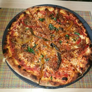 Pizzas Especiales - Marroquina 12.50$-25$