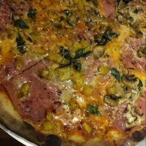 16? jamon y hongos/ hawaiana