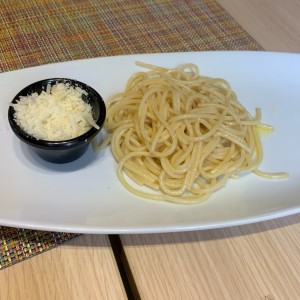 Espaguetti al burro