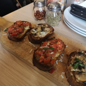 Bruschetta mixta