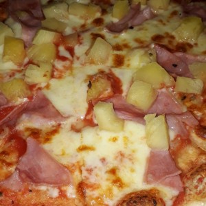 Pizza Hawaiana