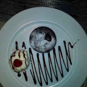 Postres - Brownie con Helado