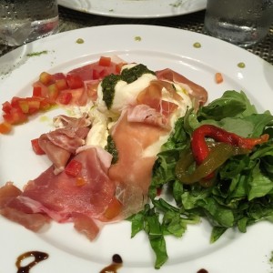 Antipasti - Burrata Especial