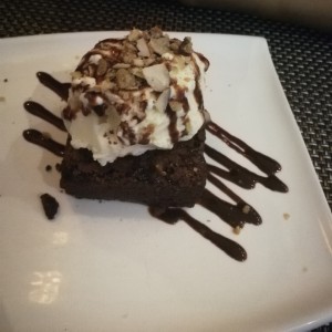 Postres - Brownie con Helado