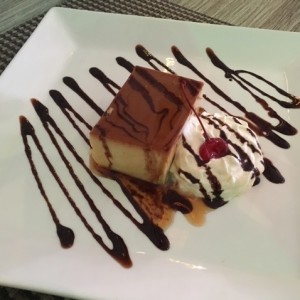 Quesillo de la casa