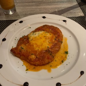Milanesa de res a la parmesana