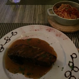 Corte de Rack de Cerdo al Grill