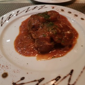 Ossobuco de Res con Linguini a la Crema
