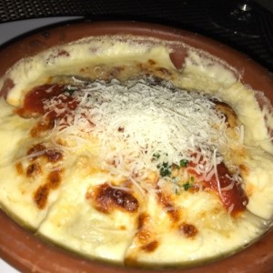 Ravioli de Carne al Graten