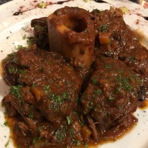 Ossobuco de Res con Linguini a la Crema