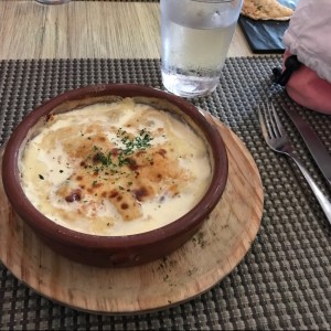 Ravioli de Carne al Graten