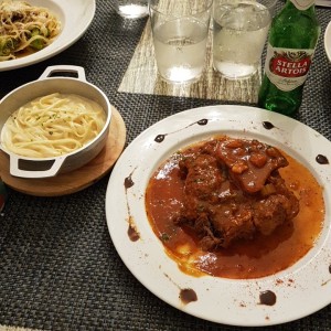 Ossobuco de Res con Linguini a la Crema