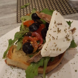 Antipasti - Bruschetta Strega