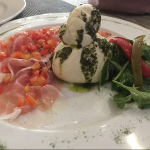 Antipasti - Burrata Especial