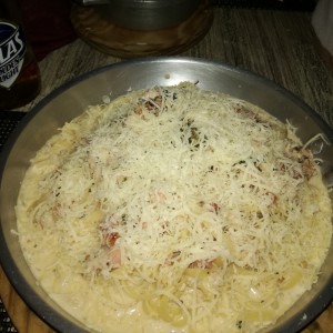 linguini a la carbonara