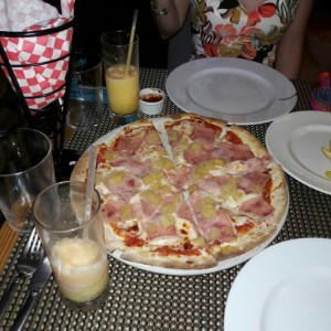pizza hawaiana