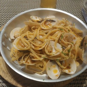 Vongole Importado al Oleo