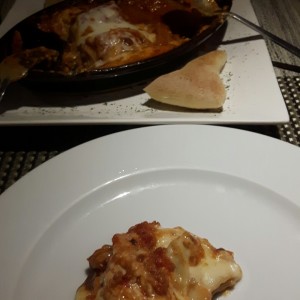 Lasagna de Carne Bolognesa