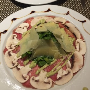 Antipasti - Carpaccio di Manzo