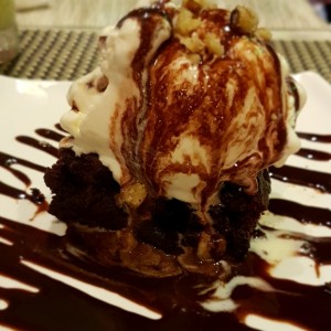 Postres - Brownie con Helado
