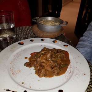 Carnes - Strogonoff de Res