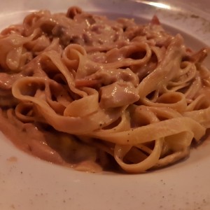 Fettuccine a la Strega