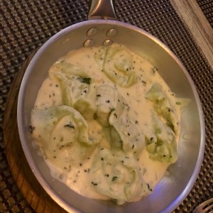 Tortelonis de Ricotta y Espinaca