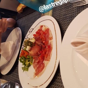 Antipasti - Burrata Especial