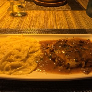 Aves - Cartoccio de Pollo, spagetti sin gluten