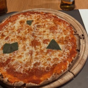 Pizza Margarita - La Strega