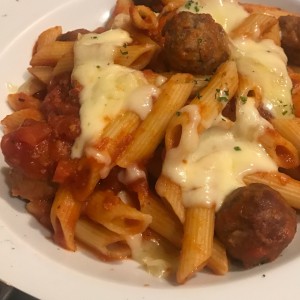 pasta con albondigas