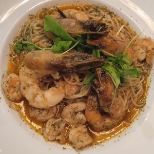 Capellini Fume Langostino y Camarones