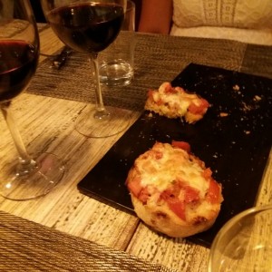 Antipasti - Bruschetta Strega