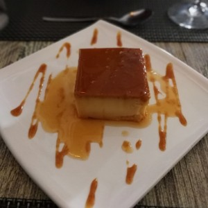 Quesillo de la casa