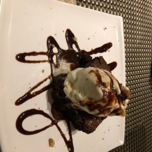 Postres - Brownie con Helado