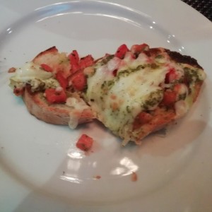 Brocheta caprese