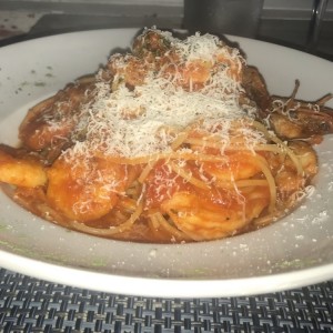 Vermicelli con Langostinos al Filleto di pomodoro